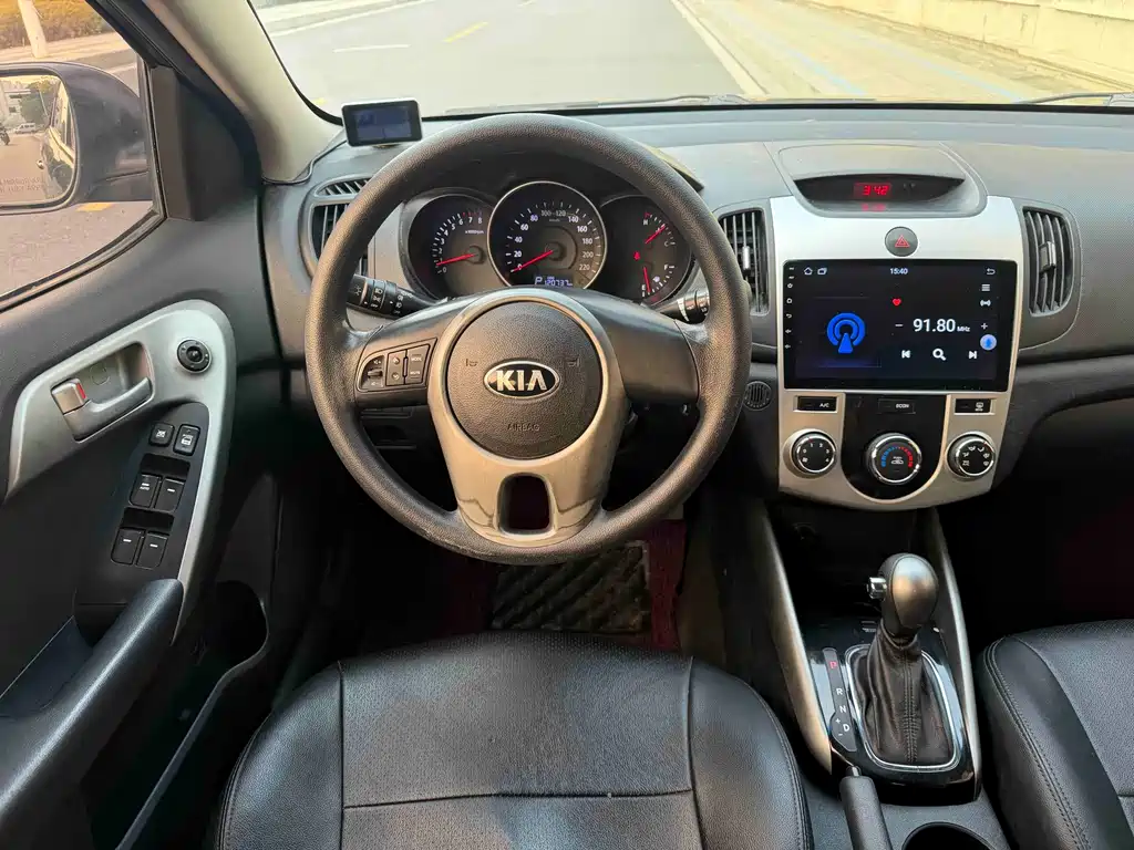 Kia Forte 2014 — фото 9