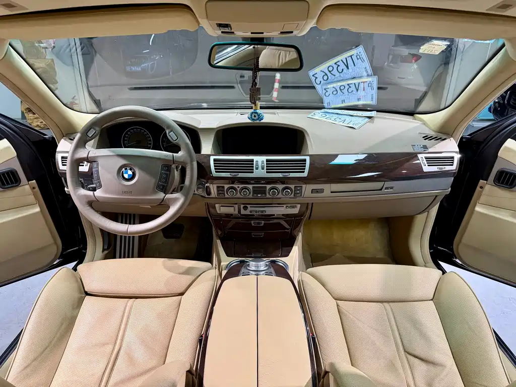 BMW 7 Series 2006 — фото 16