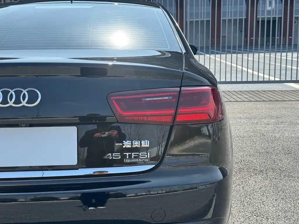 Audi A6L 2017 — фото 16