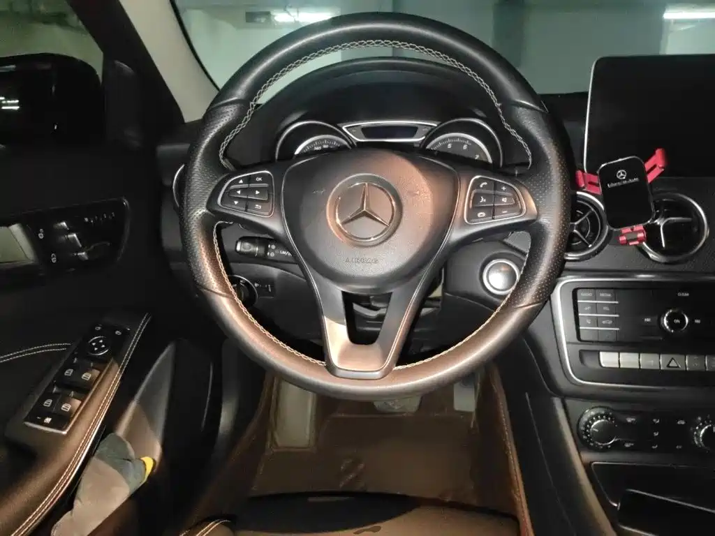 Mercedes-Benz GLA 2018 — фото 3