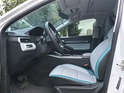 Geely Emgrand 2023