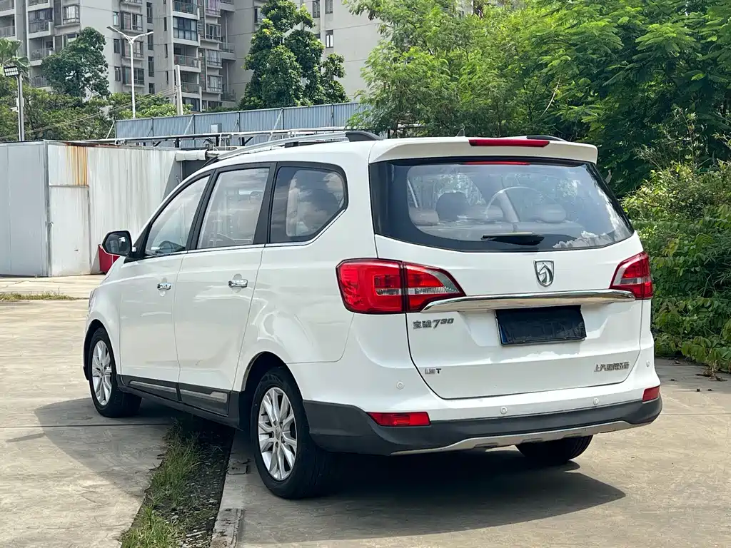 Baojun 730 2016
