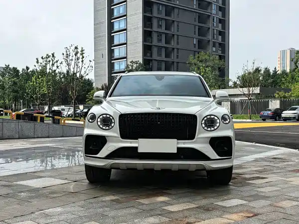 Bentley Bentayga 2024