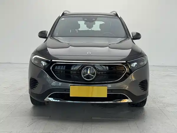 Mercedes-Benz EQB 2023