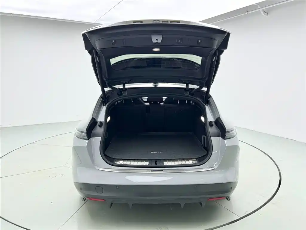 NIO ET5T 2024