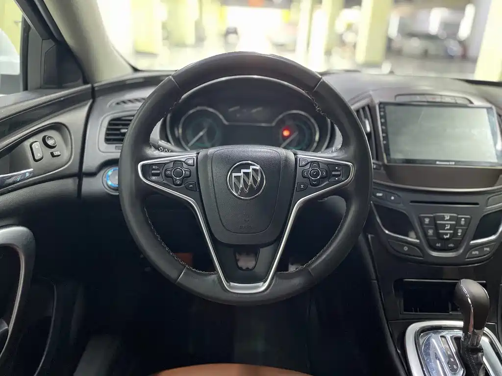 Buick Regal 2015 — фото 13