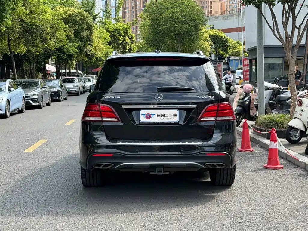 Mercedes-Benz GLE AMG 2018 — фото 5