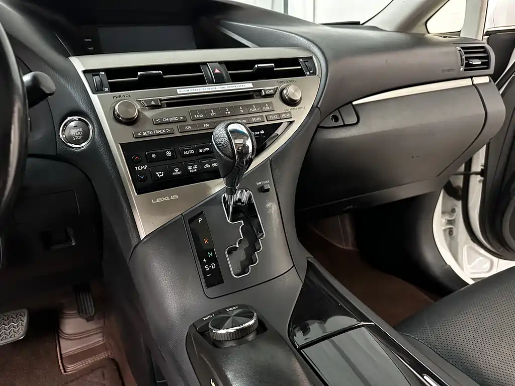 Lexus RX Classic 2015 — фото 11