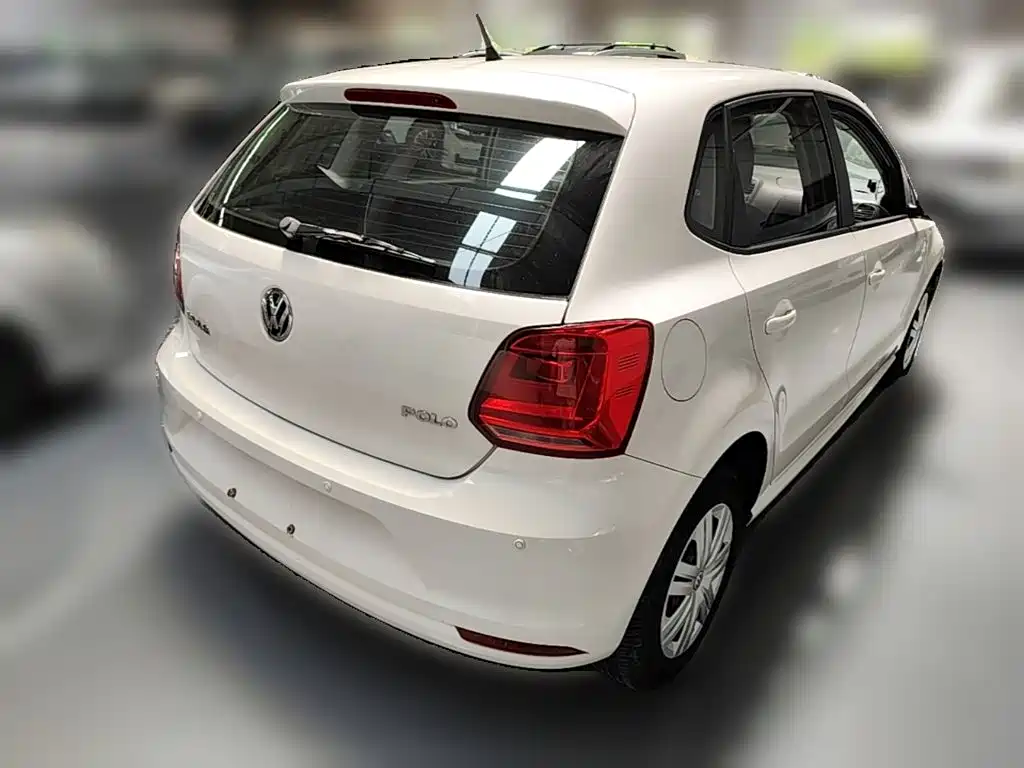 Volkswagen Polo 2017 — фото 12