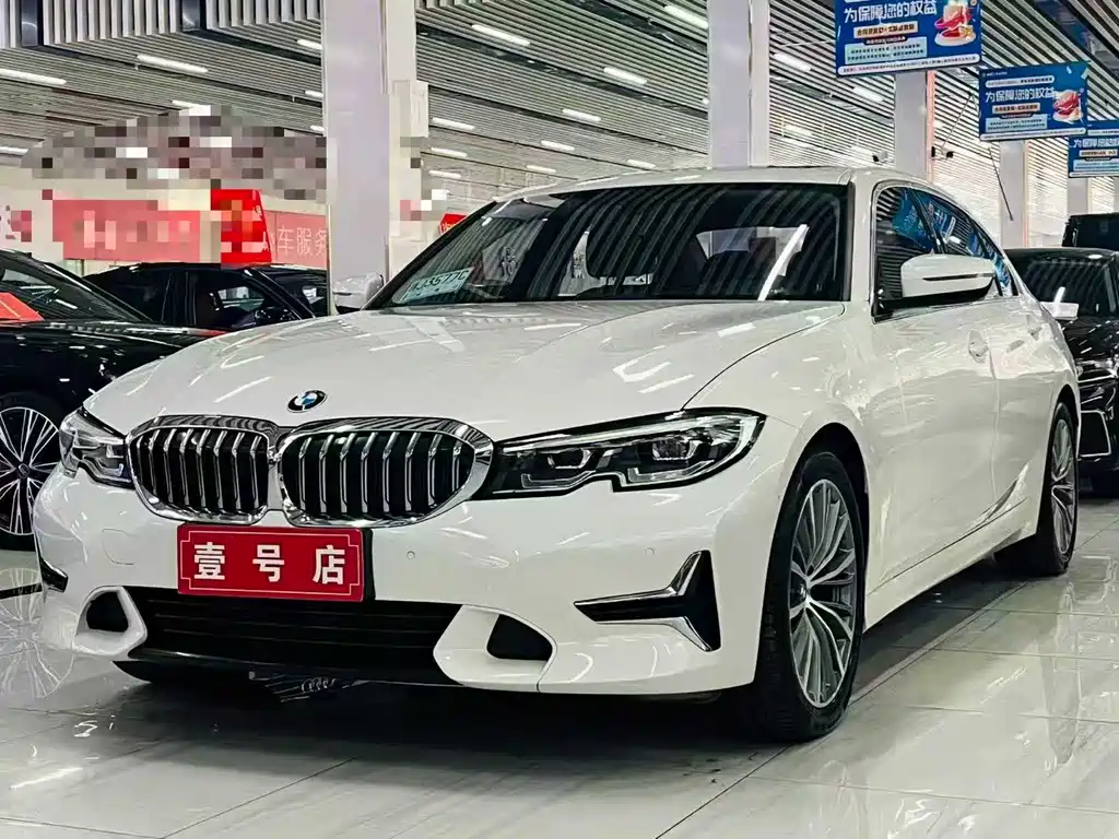 BMW 3 Series 2020 — фото 1