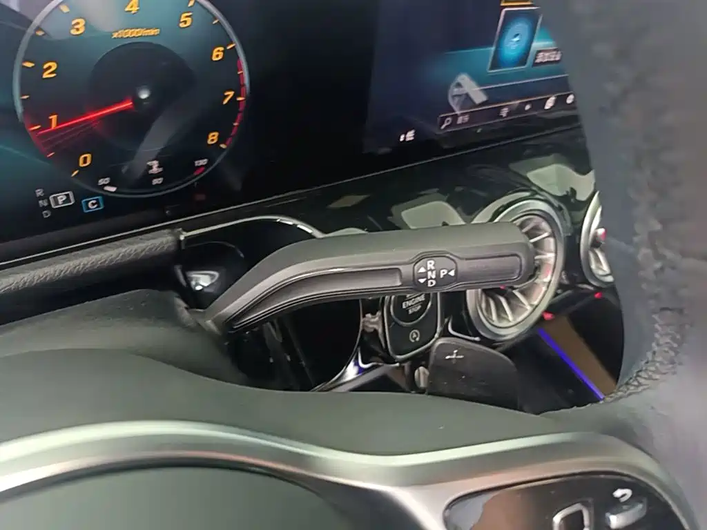Mercedes-Benz GLA 2022 — фото 14