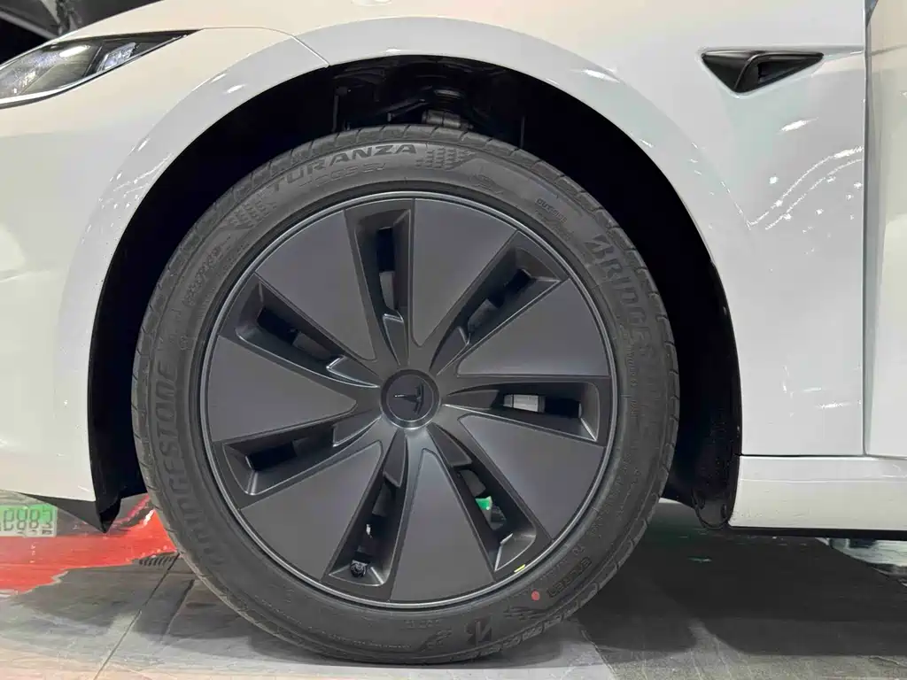Tesla Model 3 2026
