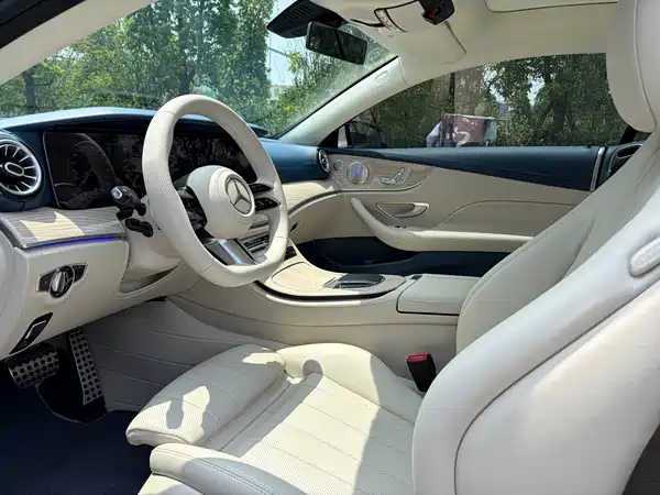 Mercedes-Benz E-Class 2023