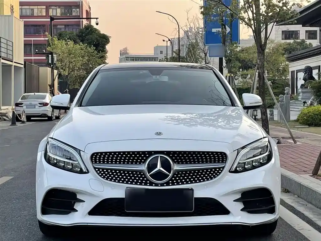 Mercedes-Benz C-Class 2019 — фото 22
