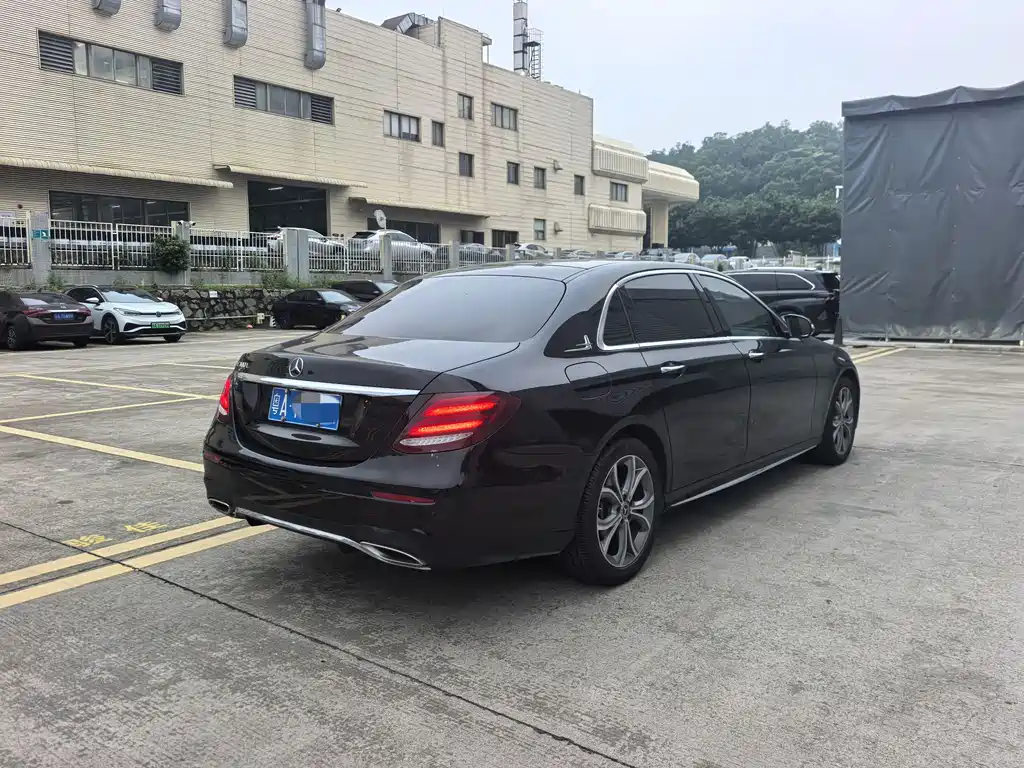 Mercedes-Benz E-Class 2020 — фото 7