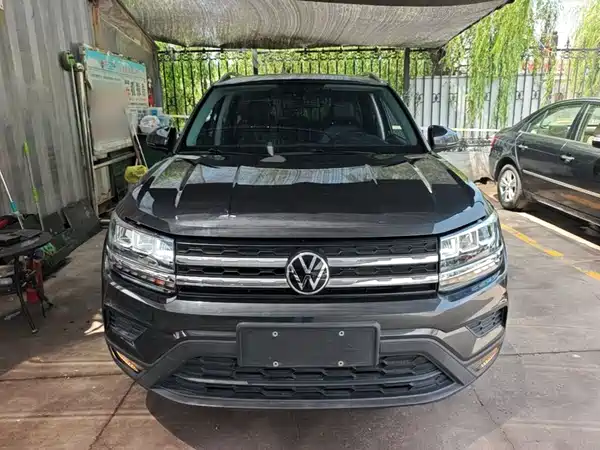 Volkswagen Tharu 2020