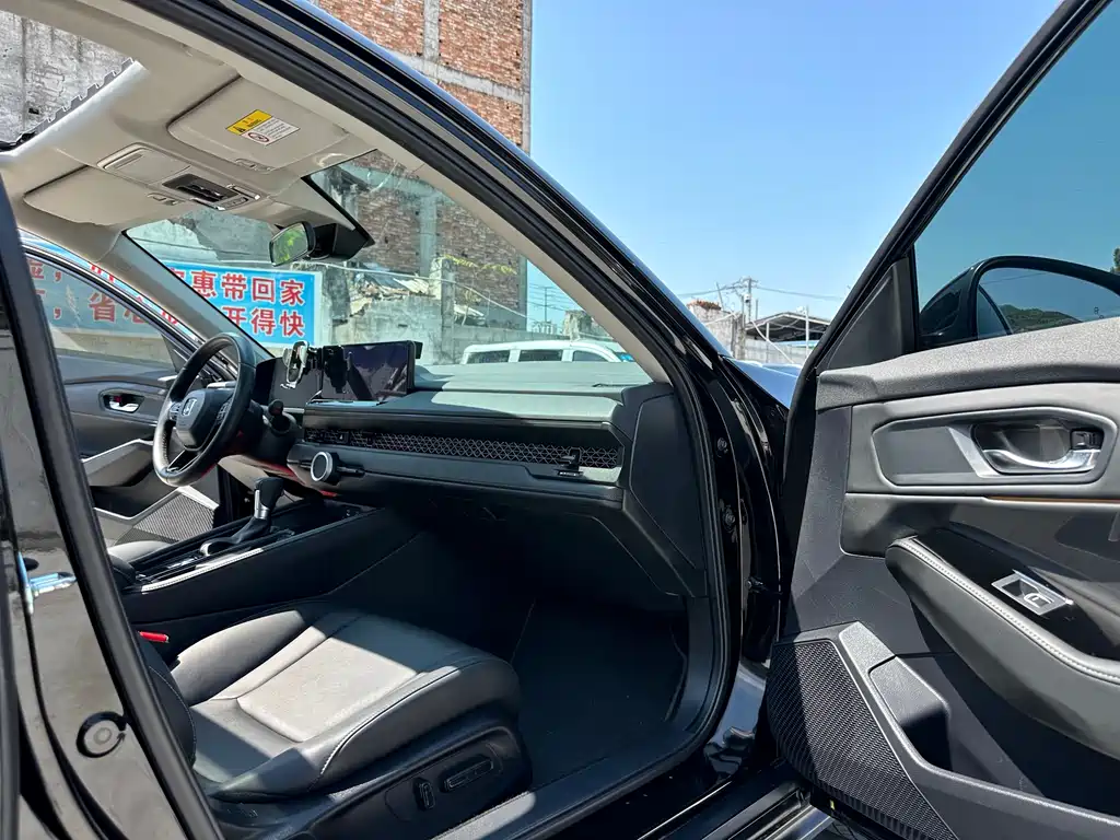 Honda Accord 2024 — фото 12