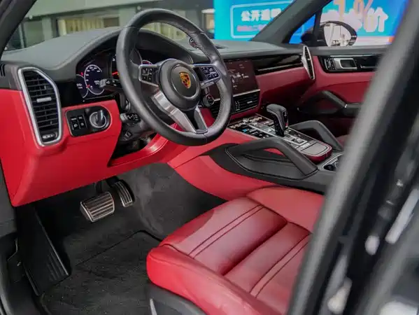 Porsche Cayenne 2020