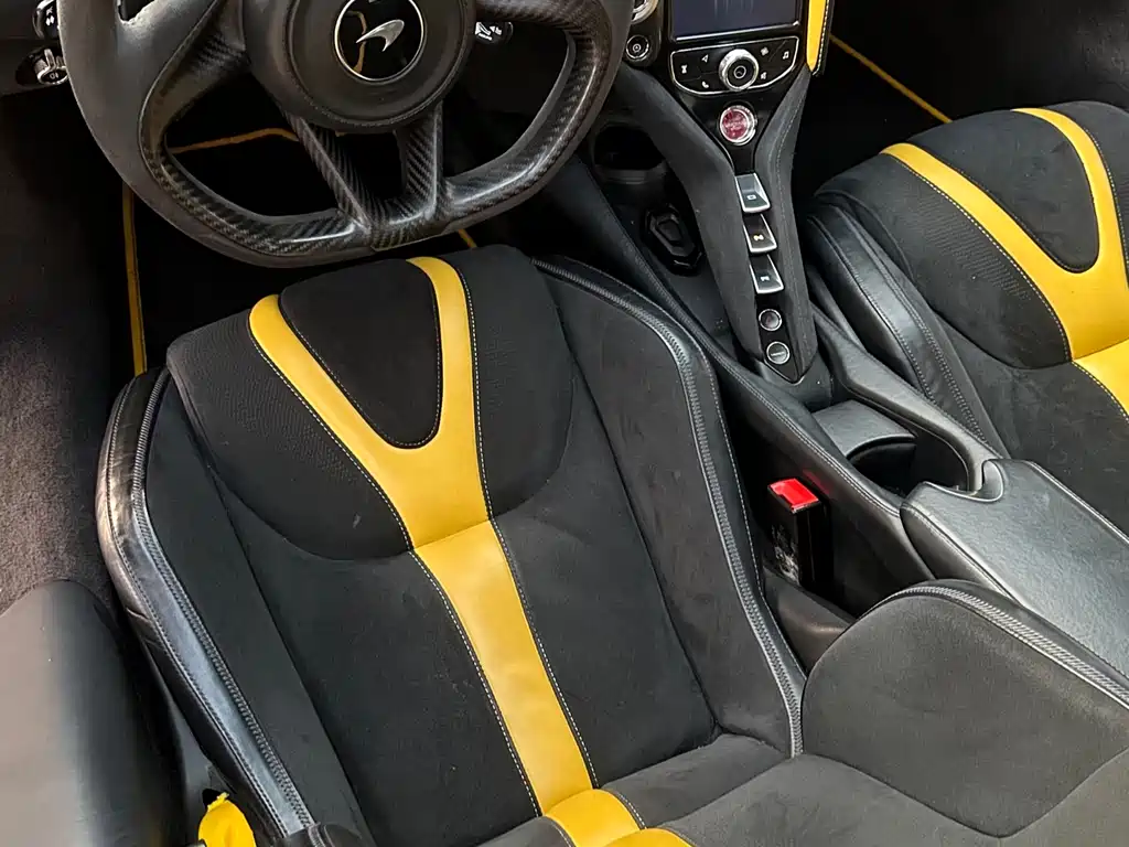 McLaren 720S 2020 — фото 11