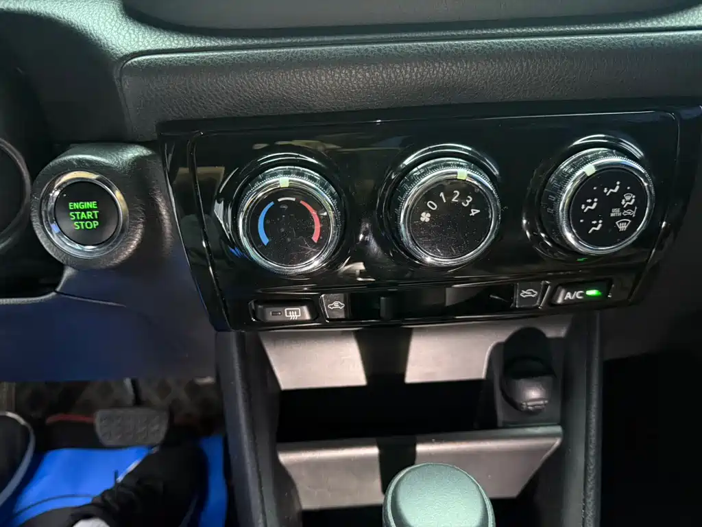 Toyota Vios 2023 — фото 12