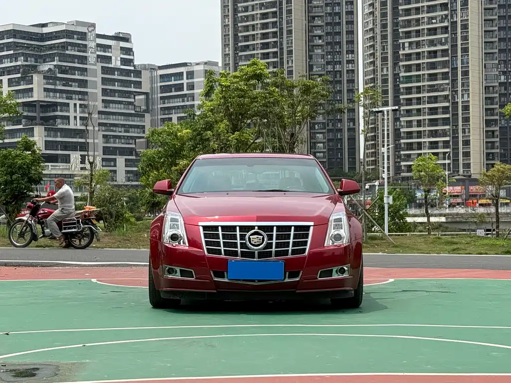 Cadillac CTS 2012 — фото 2