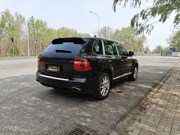 Porsche Cayenne 2010