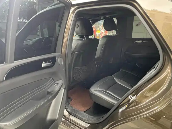 Mercedes-Benz GLE 2017