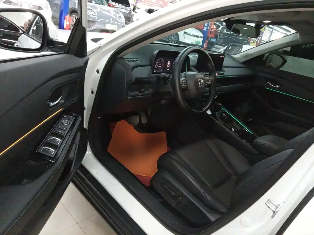Honda Accord 2024 — фото 12