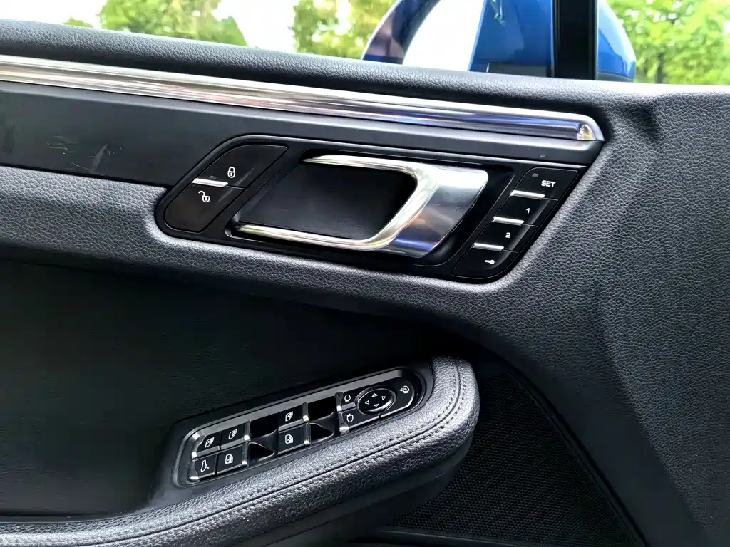 Porsche Macan 2015 — фото 4