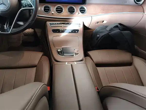Mercedes-Benz E-Class 2023