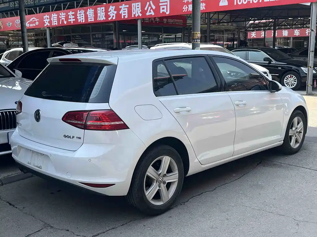 Volkswagen Golf 2015
