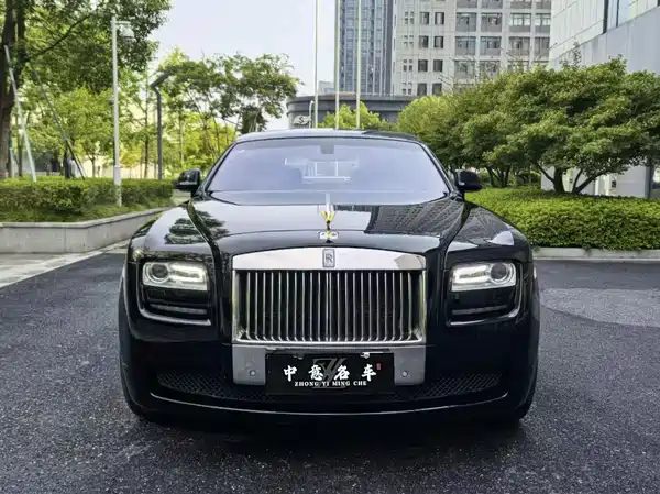 Rolls-Royce Ghost 2012