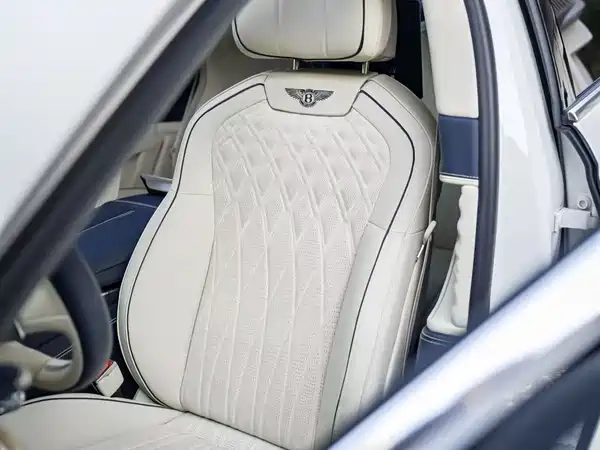 Bentley Flying Spur 2022
