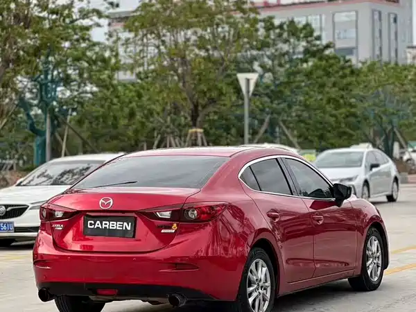Mazda 3 Axela 2014
