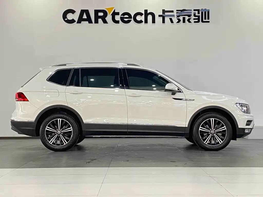 Volkswagen Tiguan L 2021 — фото 25