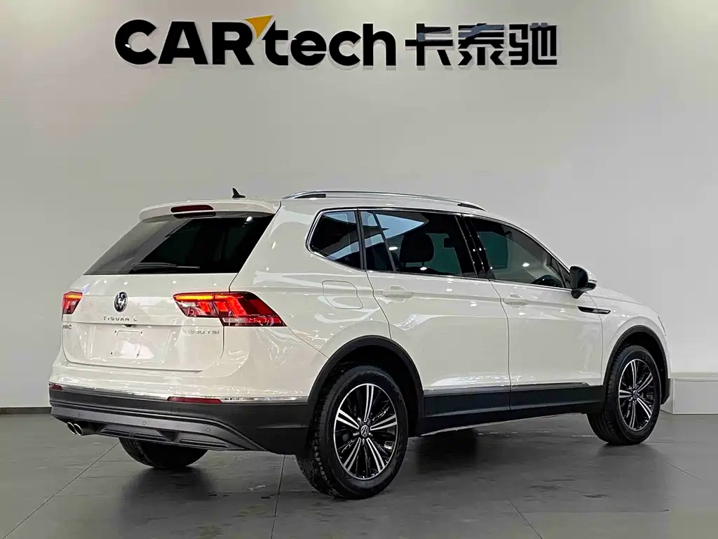 Volkswagen Tiguan L 2021 — фото 31