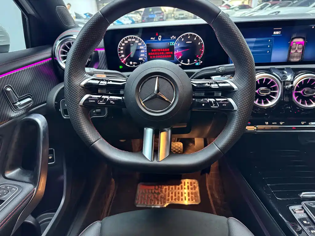 Mercedes-Benz A-Class 2023 — фото 10