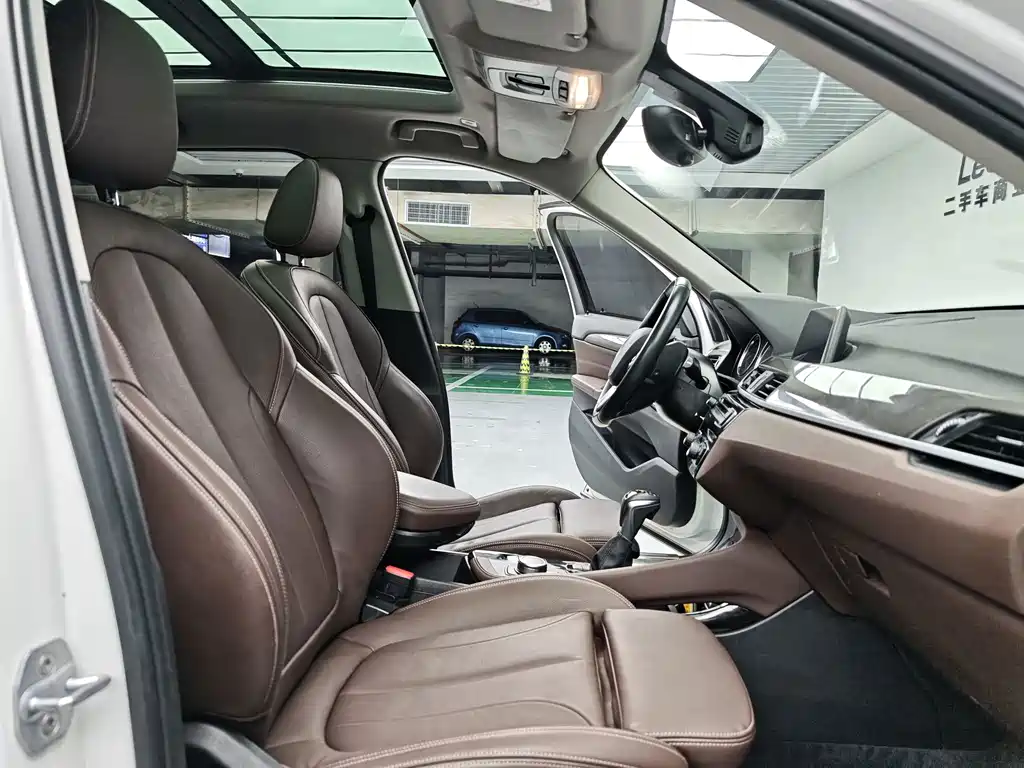 BMW X1 New Energy 2018 — фото 13