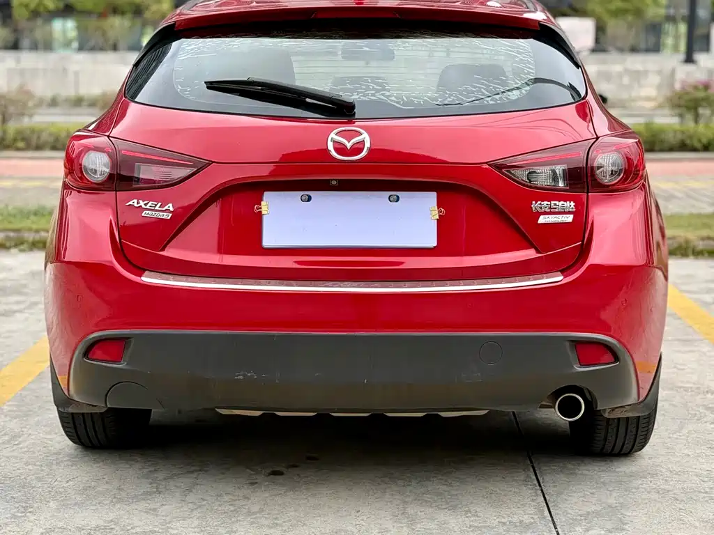 Mazda 3 Axela 2014 — фото 8