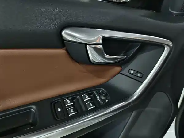 Volvo S60 2018