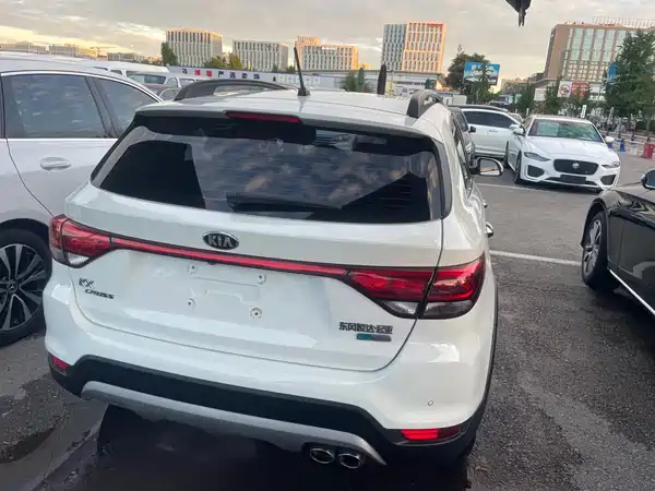 Kia KX CROSS 2019