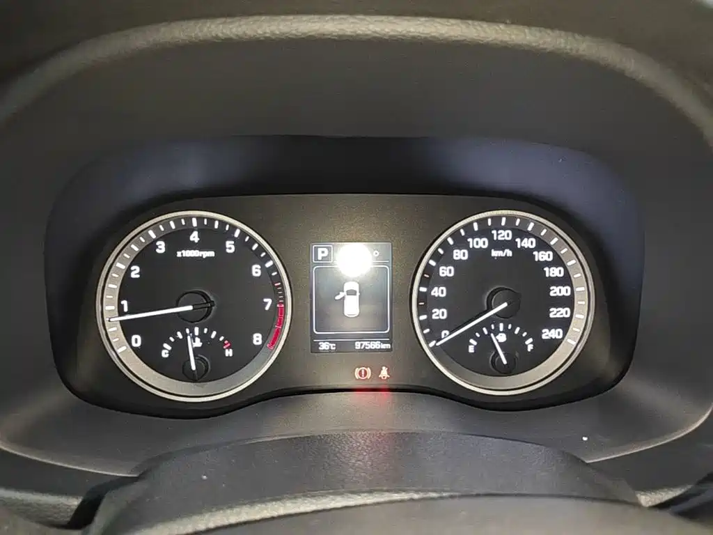 Hyundai Tucson 2016 — фото 12