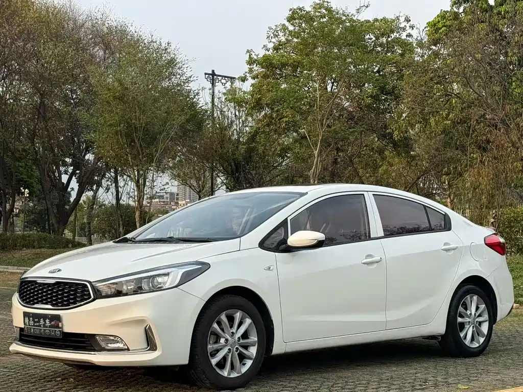Kia K3 2018 — фото 1