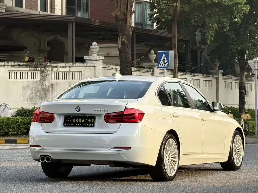 BMW 3 Series 2018