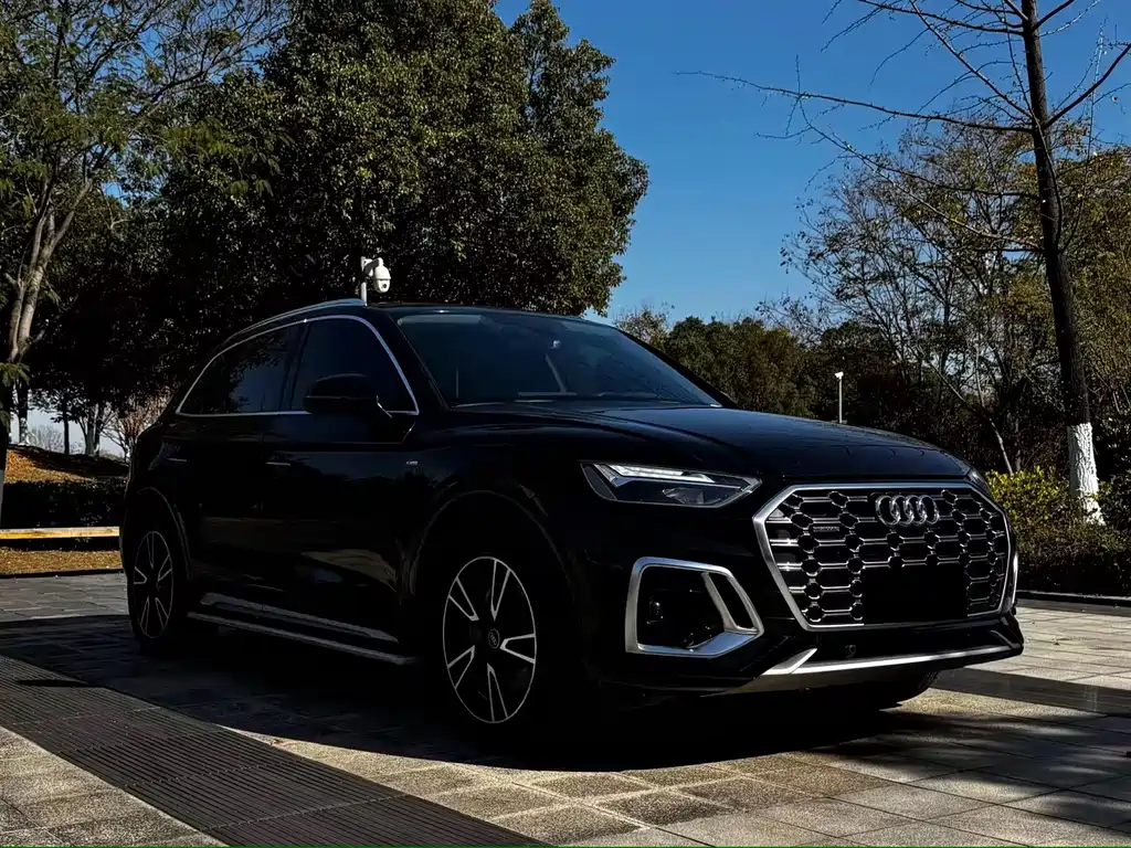 Audi Q5L 2021 — фото 3