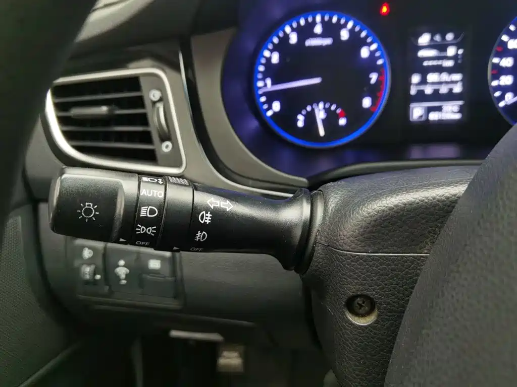 Hyundai Mistra 2015 — фото 21