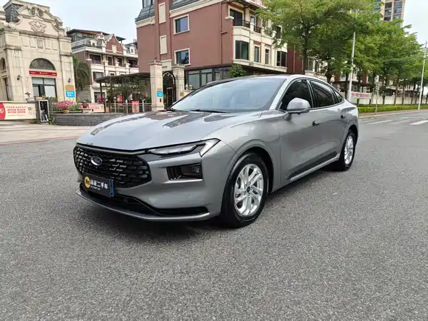 Ford Mondeo 2025