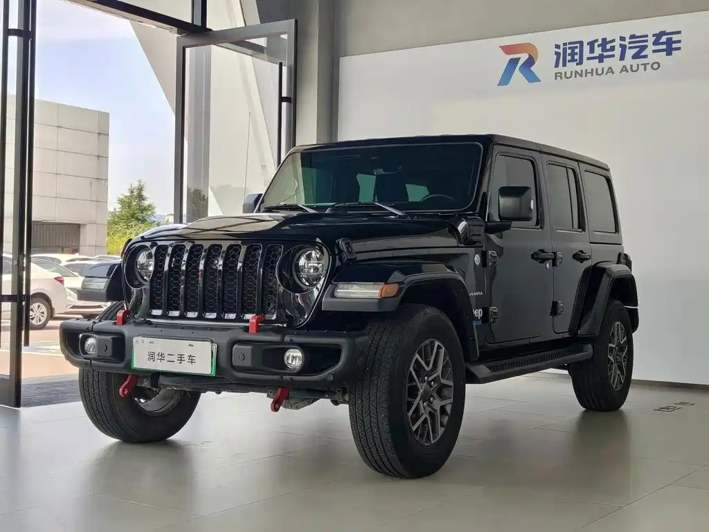 Jeep Wrangler 2021 — фото 1