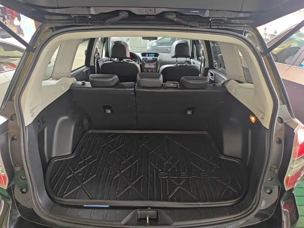 Subaru Forester 2015 — фото 19