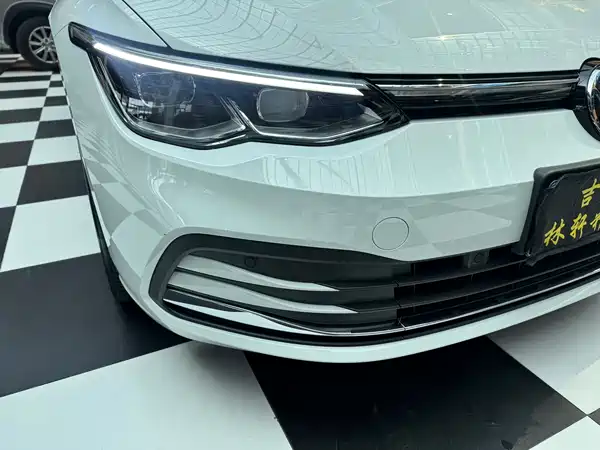 Volkswagen Golf 2022